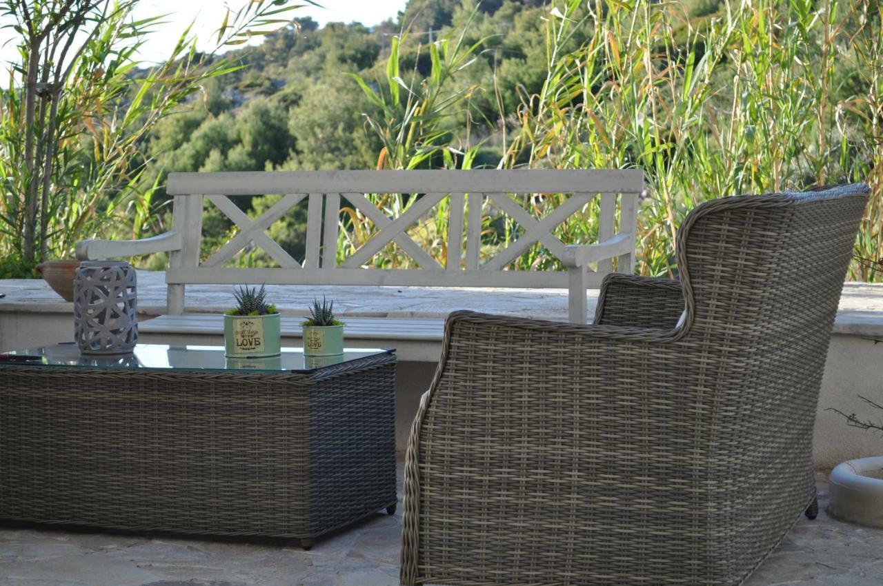 B&B Viadelmare Patu Exterior photo